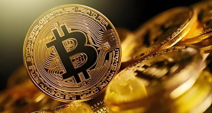 Bitcoin Volatility to Rise After ETF Options Approval: Analysts